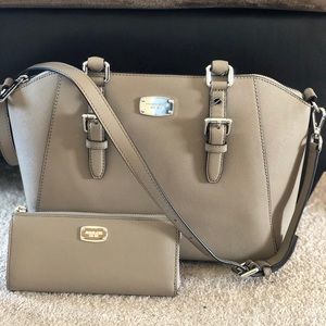 Mk purse